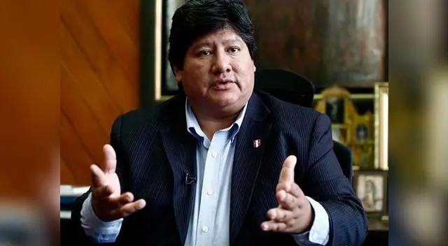 Edwin Oviedo convoca a sesión extraordinaria de Junta Directiva de la FPF 