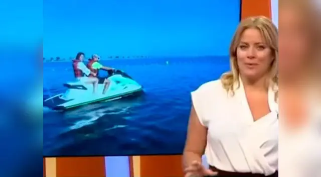 Conductora se burla al ver como reportera cae al agua en trasmisión vivo Conductora se burla al ver como reportera cae al agua en trasmisión vivo