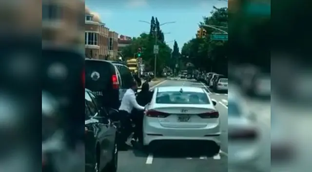 Chofer da su merecido a ladrón que intentó robarle