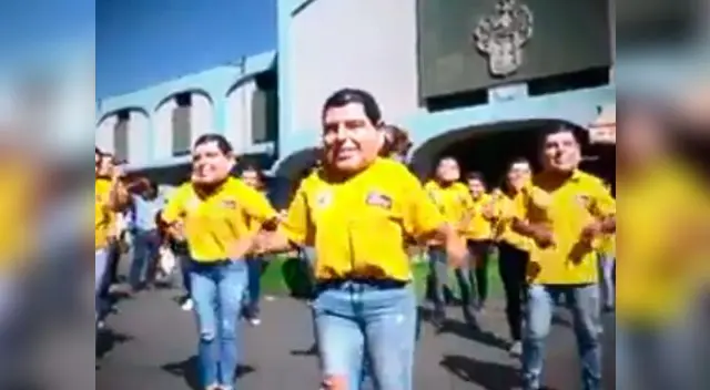 Candidato al Gobierno Regional de Arequipa lanza campaña al ritmo del 'Pollito Pío'