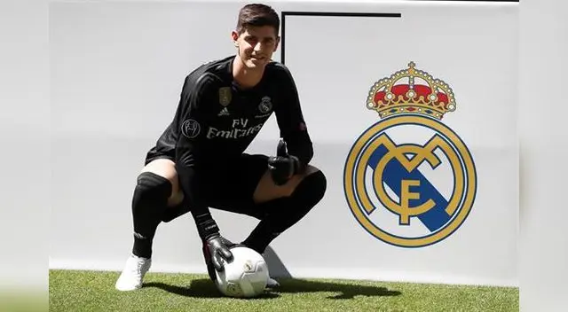 Courtois en su presentación oficial con Real FOTO: EFE