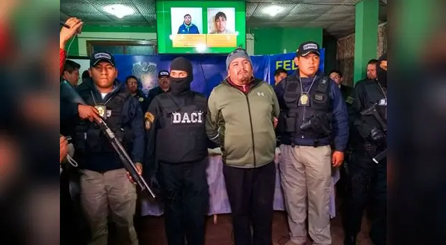 Peruano cae en Bolivia por robo de medalla de Evo Morales