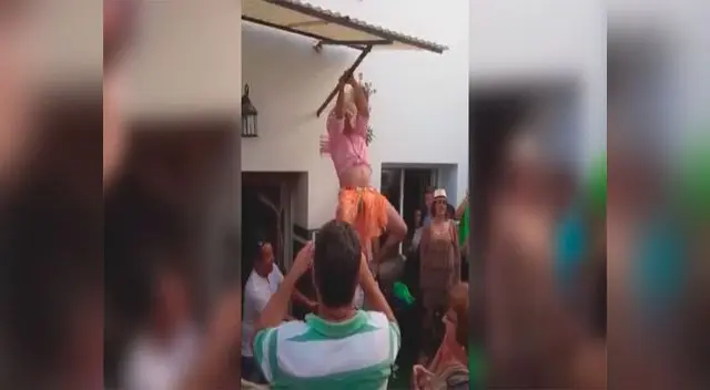 Por imitar a Shakira, video acaba en pequeño accidente Por imitar a Shakira, video acaba en pequeño accidente