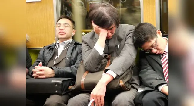 Muerte por exceso de trabajo en Japón. | Foto: Internet Muerte por exceso de trabajo en Japón. | Foto: Internet