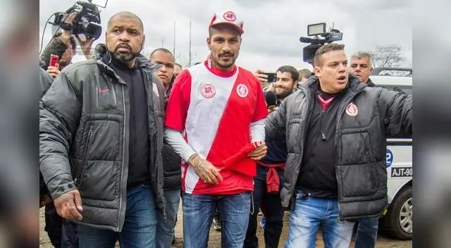 Paolo llegó a Porto Alegre con un polo similar al de la selección