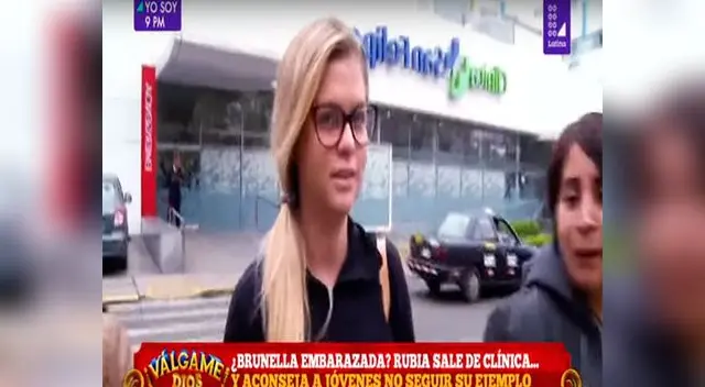 Modelo salía de clínica, ¿cuál fue el motivo? | Foto: Captura Modelo salía de clínica, ¿cuál fue el motivo? | Foto: Captura