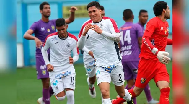 Celebración de 'santos' por el gol marcado a Comerciantes Unidos. FOTO: LIBERO