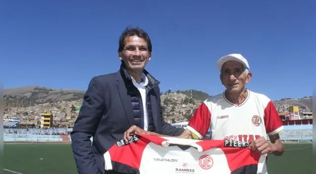 "Venimos desde Arequipa, no es fácil con los viajes, 200 horas. Hemos llegado a las 11 de la noche a Moyobamba", dijo Navarro