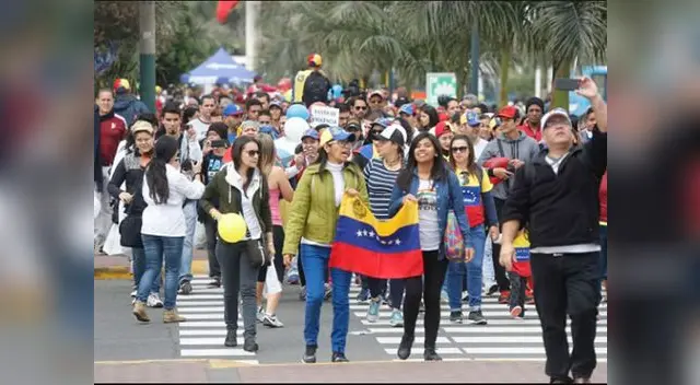 Venezolanos en el Perú llegarán a medio millón en noviembre