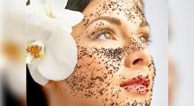 La cafeína evita el daño que los rayos UVA provocan en la piel, gracias al alto contenido de polifenoles, antioxidantes por excelencia La cafeína evita el daño que los rayos UVA provocan en la piel, gracias al alto contenido de polifenoles, antioxidantes por excelencia