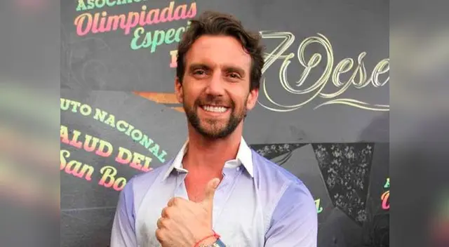 Antonio Pavón publica romántica imagen al lado de su nueva novia Antonio Pavón publica romántica imagen al lado de su nueva novia