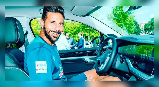 Claudio Pizarro  listo para arrancar en la Bundesliga frente al Hannover