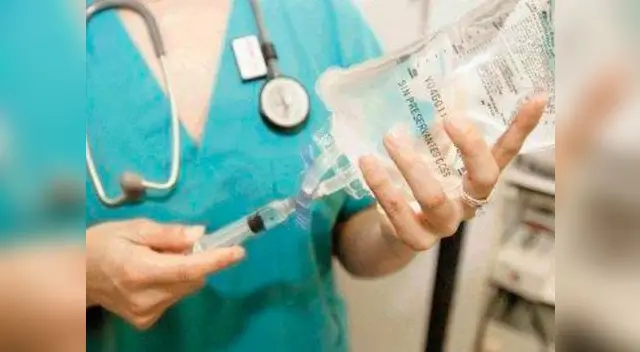 Los sueros son fluidos líquidos que tienen una concentración de sodio y potasio Los sueros son fluidos líquidos que tienen una concentración de sodio y potasio