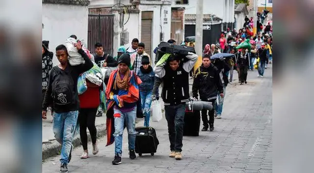 Nueva exigencia apura llegada de venezolanos a frontera con Perú Nueva exigencia apura llegada de venezolanos a frontera con Perú