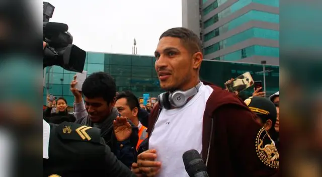 Paolo Guerrero no se rinde Paolo Guerrero no se rinde