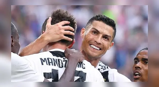 Cristiano Ronaldo aún no puede celebrar un gol con la Juventus FOTO: EFE