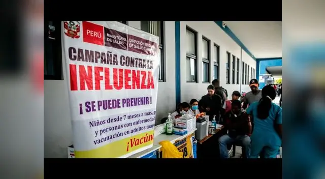 Venezolanos son vacunados contra la influenza Venezolanos son vacunados contra la influenza