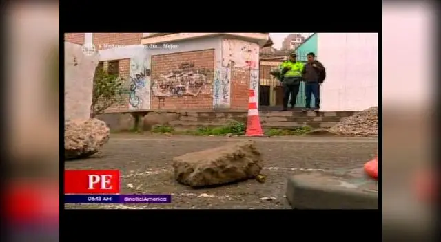 Barras bravas dejaron un muerto en San Juan de Miraflores Barras bravas dejaron un muerto en San Juan de Miraflores