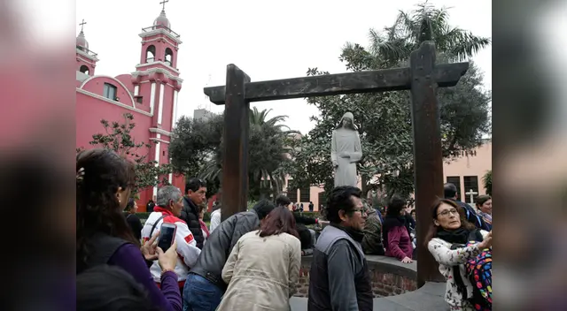 Santa Rosa de Lima movilizó al menos un millón de personas en el Centro de Lima