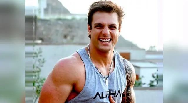 Nicola Porcella decidió estudiar periodismo deportivo