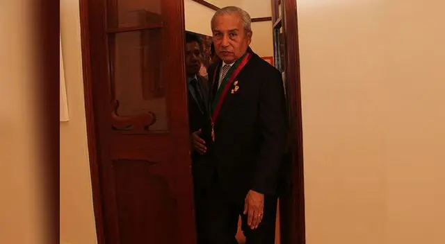 Exigen que Fiscal Pedro Chávarry renuncie Exigen que Fiscal Pedro Chávarry renuncie