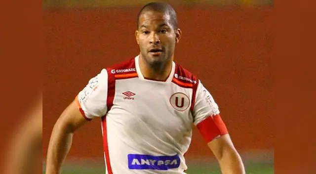 Una vez más Rodríguez se puso la camiseta crema Una vez más Rodríguez se puso la camiseta crema