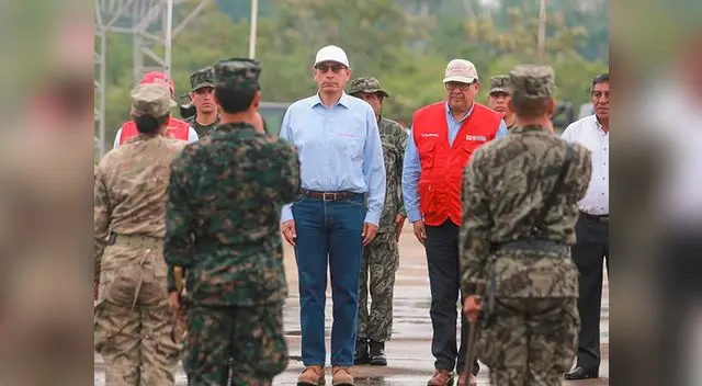 Martín Vizcarra recolectará firmas para el referéndum Martín Vizcarra recolectará firmas para el referéndum