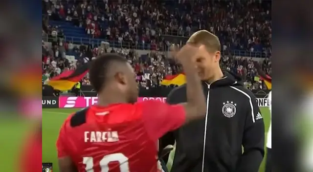 Jefferson Farfán y Manuel Neuer, ex compañeros en el Schalke 04 se reencontraron Jefferson Farfán y Manuel Neuer, ex compañeros en el Schalke 04 se reencontraron