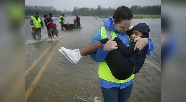 Huracán Florence deja al menos 5 muertos Huracán Florence deja al menos 5 muertos
