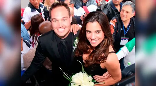 Pareja comparte momentos previos a su boda Pareja comparte momentos previos a su boda