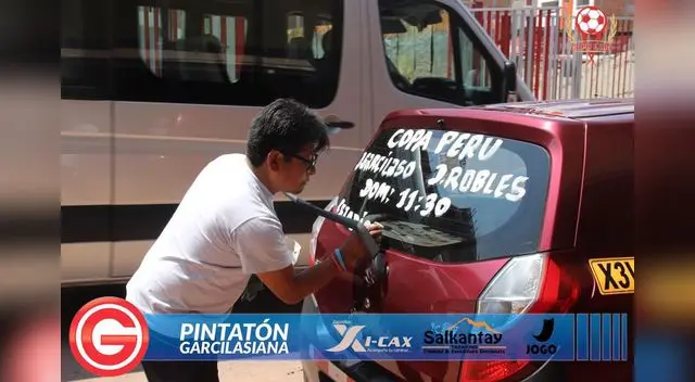 Los hinchas del  Vendaval realizaron el 'Pintatón Garcilasiana' con el propósito de promocionar el partido. FOTO: FACEBOOK Deportivo Garcilaso