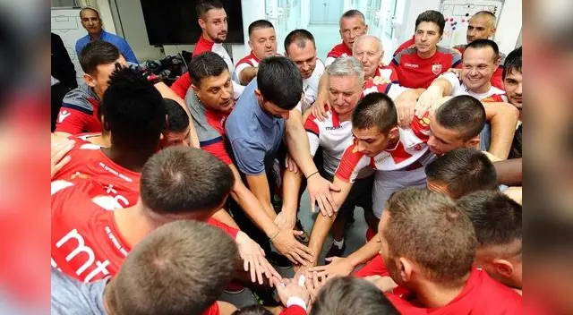 'Nole' demostró su hinchaje por el Estrella Roja 'Nole' demostró su hinchaje por el Estrella Roja