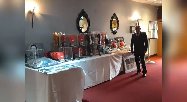 Romero antes del inicio del evento Romero antes del inicio del evento