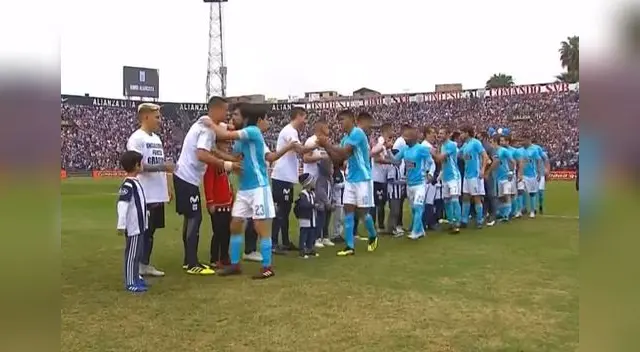El partido se suspendió en el inicio del segundo tiempo El partido se suspendió en el inicio del segundo tiempo