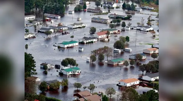 32 muertos y cientos de miles de personas evacuados deja el huracán Florence en su paso por EE.UU 32 muertos y cientos de miles de personas evacuados deja el huracán Florence en su paso por EE.UU