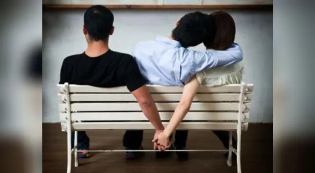 El sujeto decidió separarse al enterarse que era su hijo en verdad era su sobrino. El sujeto decidió separarse al enterarse que era su hijo en verdad era su sobrino.