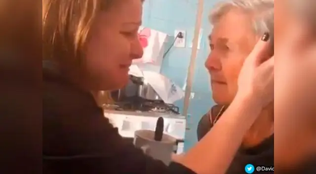 Emotivo video entre abuela y nieta