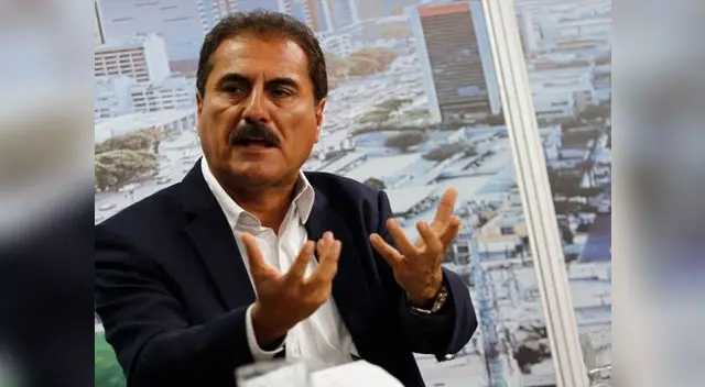 Candidato Julio Gagó pide cuestión de confianza para las elecciones municipales Candidato Julio Gagó pide cuestión de confianza para las elecciones municipales