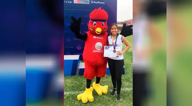 Kristell Delly obtuvo medalla de bronce en la prueba de pentatlón Kristell Delly obtuvo medalla de bronce en la prueba de pentatlón