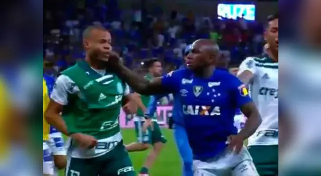 Sassá le dio un puñetazo a Mayke, desatando la pelea en el partido de Palmeiras ante Cruzeiro