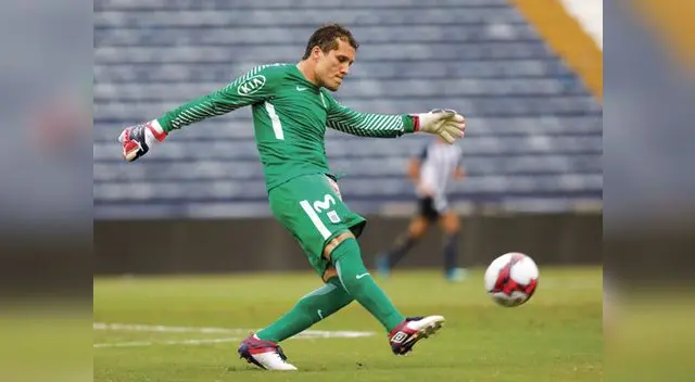 Leao Butrón es uno de los jugadores más queridos por los hinchas, por ello le pidieron un peculiar regalo.