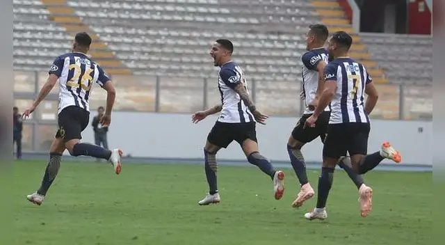 Riojas celebra. Alianza va camino al título