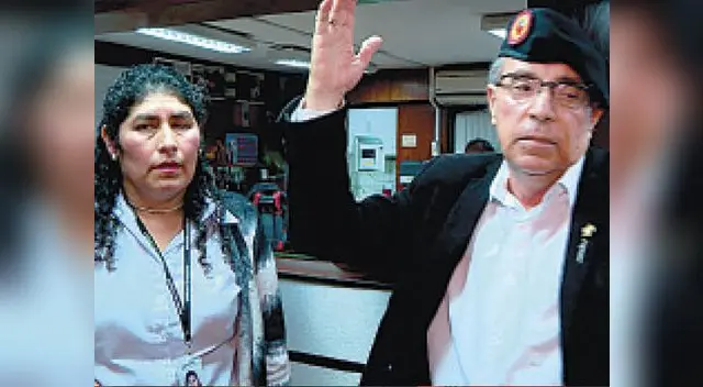 Edwin Donayre negó estar vinculado a cualquier caso de estafa. Edwin Donayre negó estar vinculado a cualquier caso de estafa.