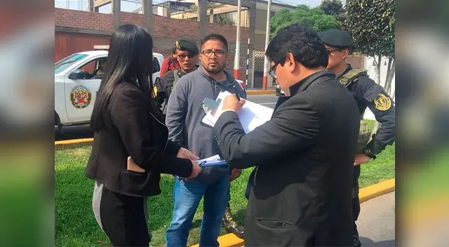 Vehículo acabó con varios impactos de bala Vehículo acabó con varios impactos de bala