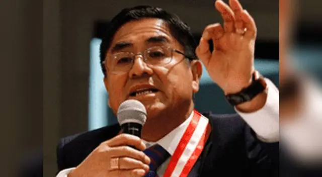 Juez César Hinostroza se defiende de acusaciones Juez César Hinostroza se defiende de acusaciones