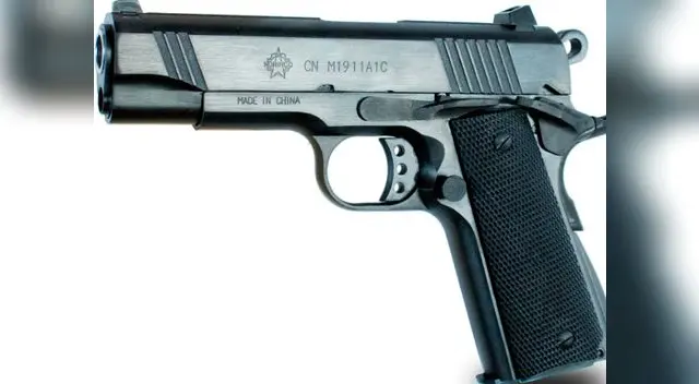 Asaltaron con replicas de pistolas Asaltaron con replicas de pistolas