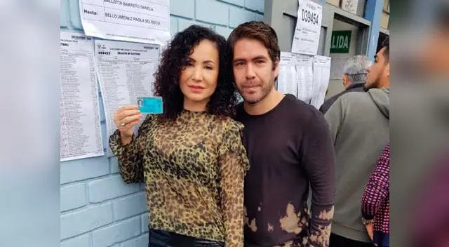 Janet Barboza cumplió con su deber cívico acompañada de su novio, Miguel Bayona Janet Barboza cumplió con su deber cívico acompañada de su novio, Miguel Bayona