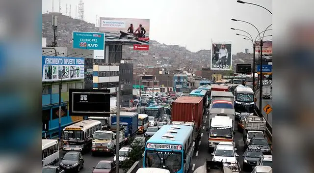 Solucionar el caótico tráfico vehicular será la gran tarea del nuevo alcalde de Lima