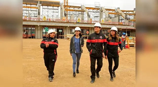 la visita de deportistas de selecciones de Voleibol femenino y masculino y Para taekwondo la visita de deportistas de selecciones de Voleibol femenino y masculino y Para taekwondo