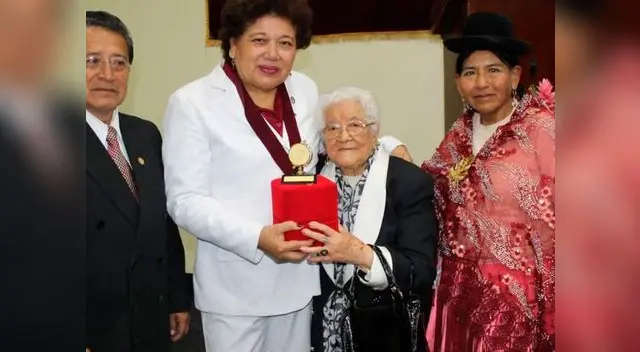 La Obstetra más longeva del Perú